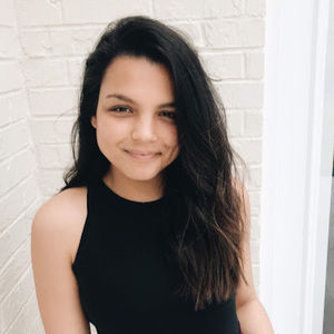 Meet your Posher, Gabriela